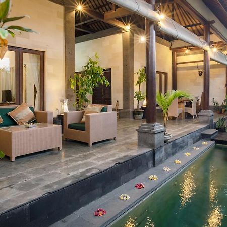 Bidadari Villa Seminyak  Luaran gambar