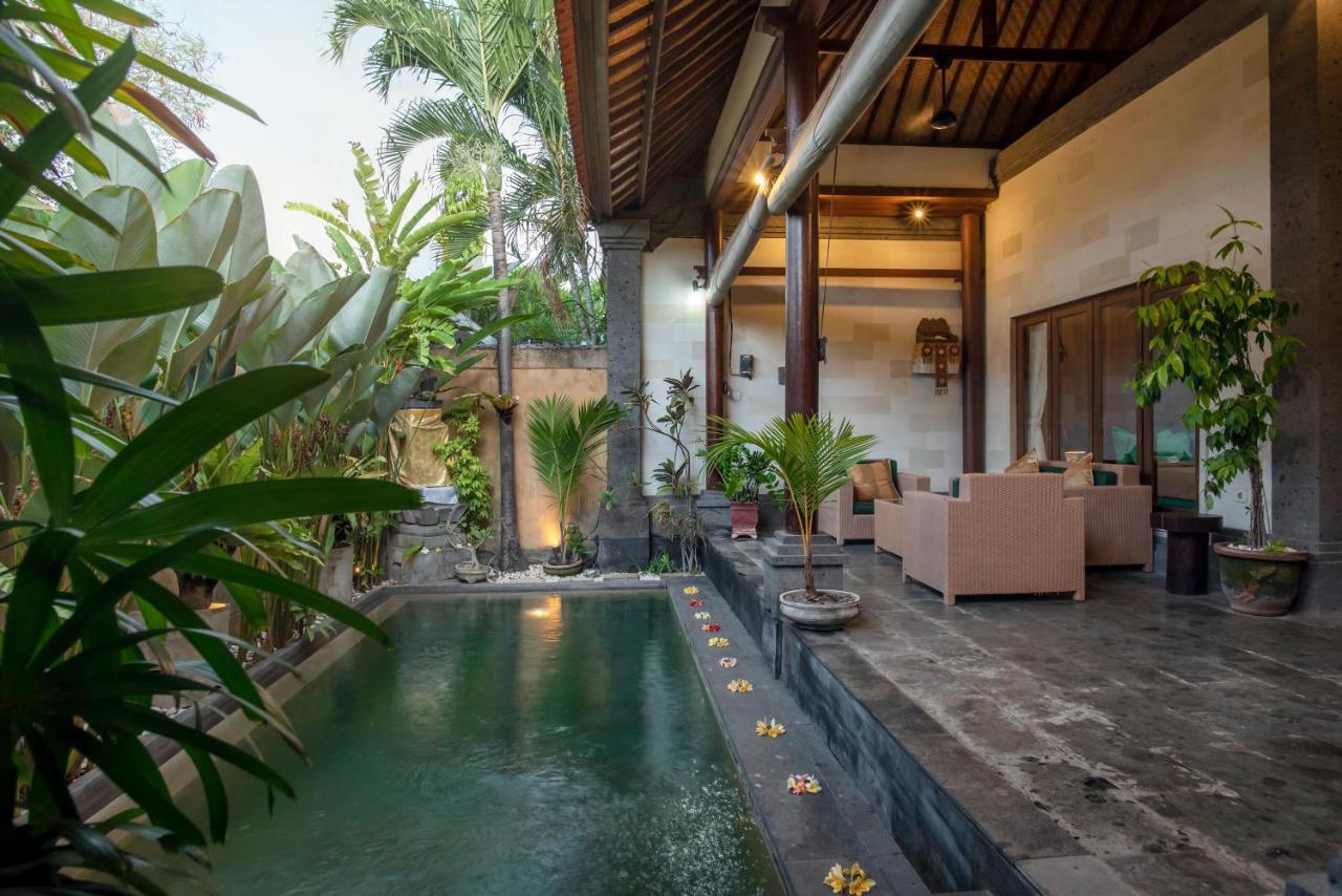 Bidadari Villa Seminyak  Luaran gambar